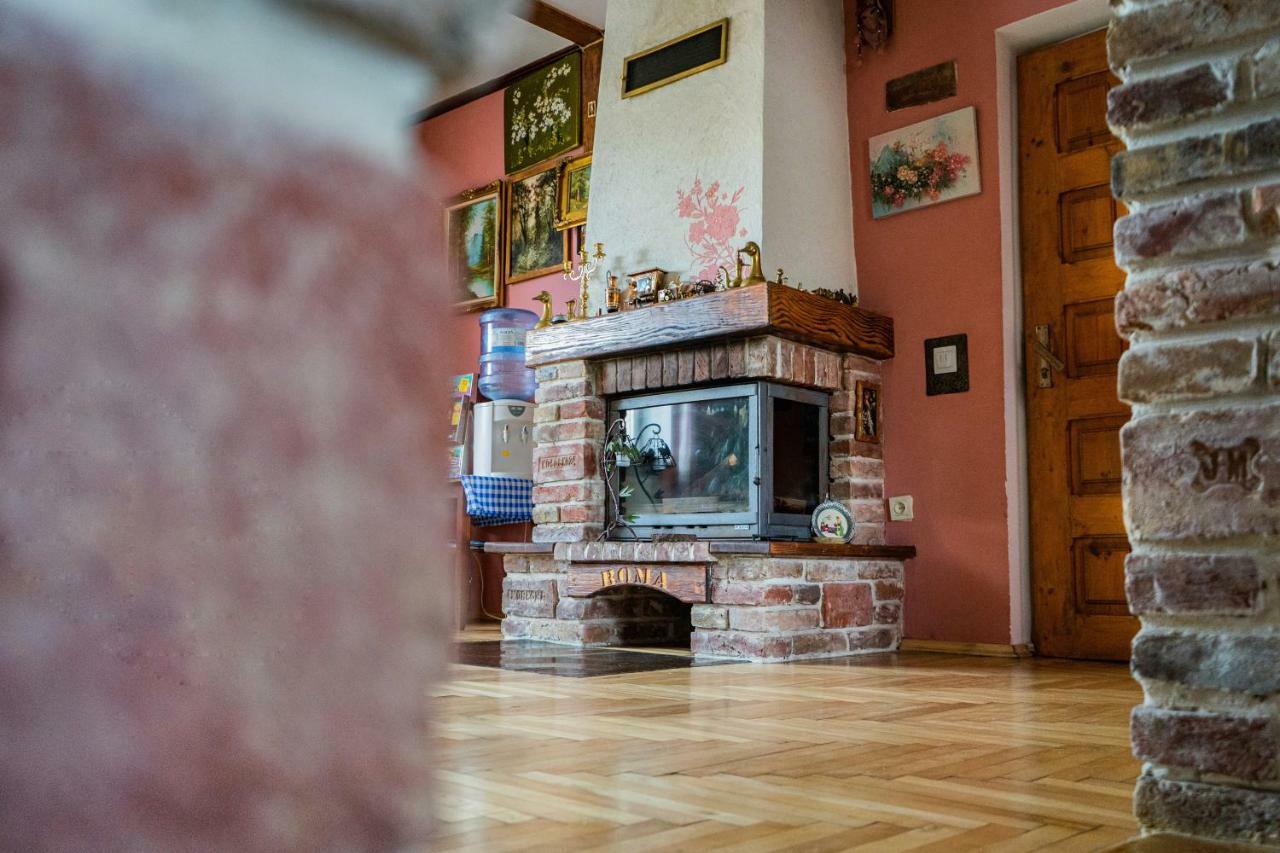 Hostel Villa Roma Lviv Luaran gambar